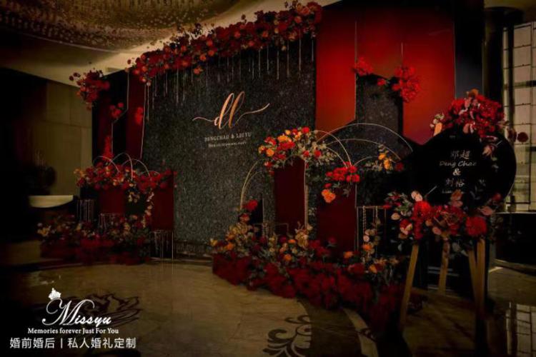 长沙小天鹅戴斯酒店-红黑主题婚礼
