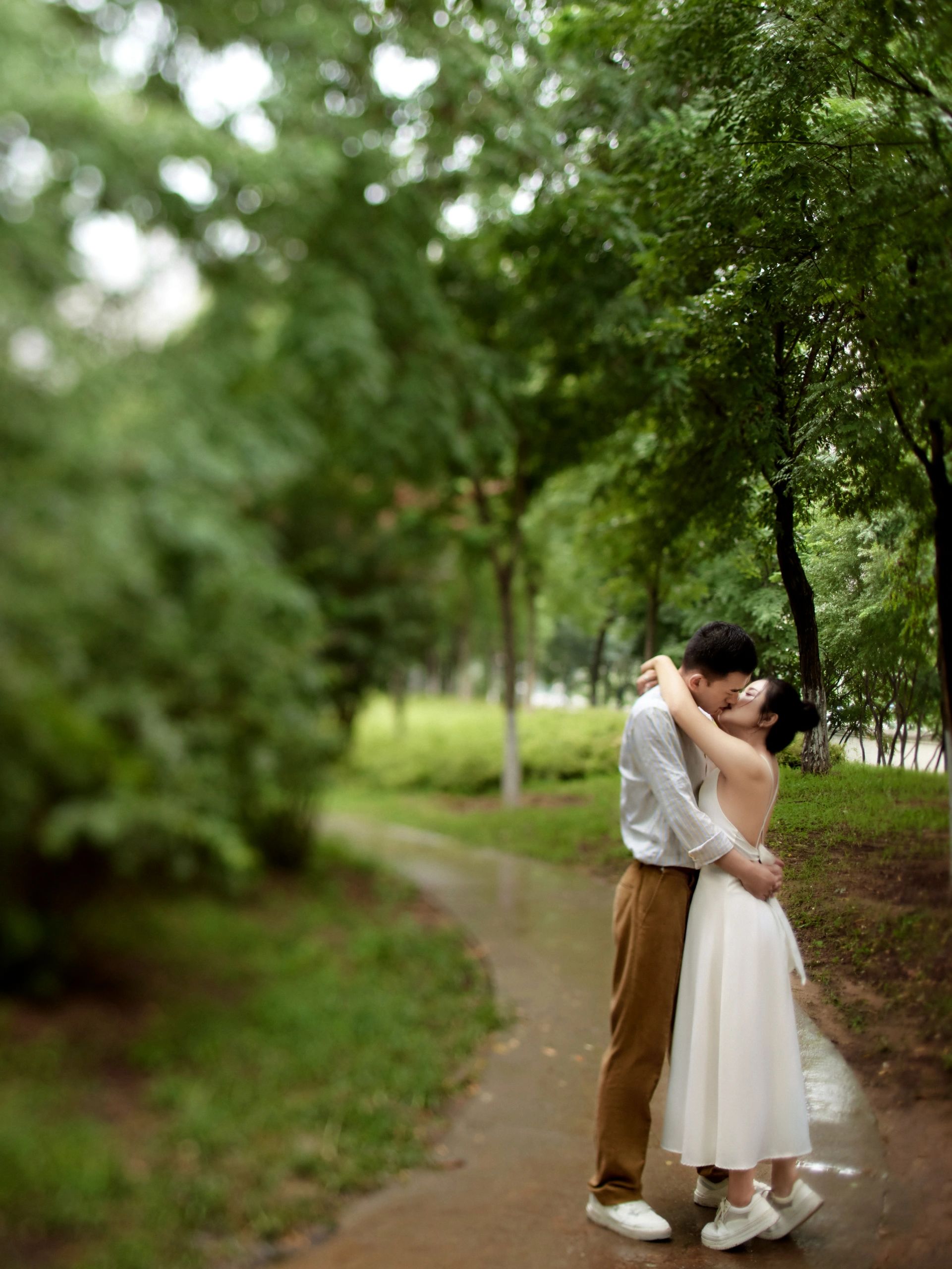 超美纪实森系婚纱照 简洁大方森系婚纱照