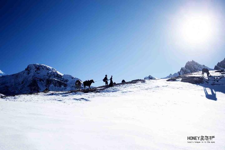 为爱珍藏  西藏旅拍雪山婚纱照-蜜婚纱摄影